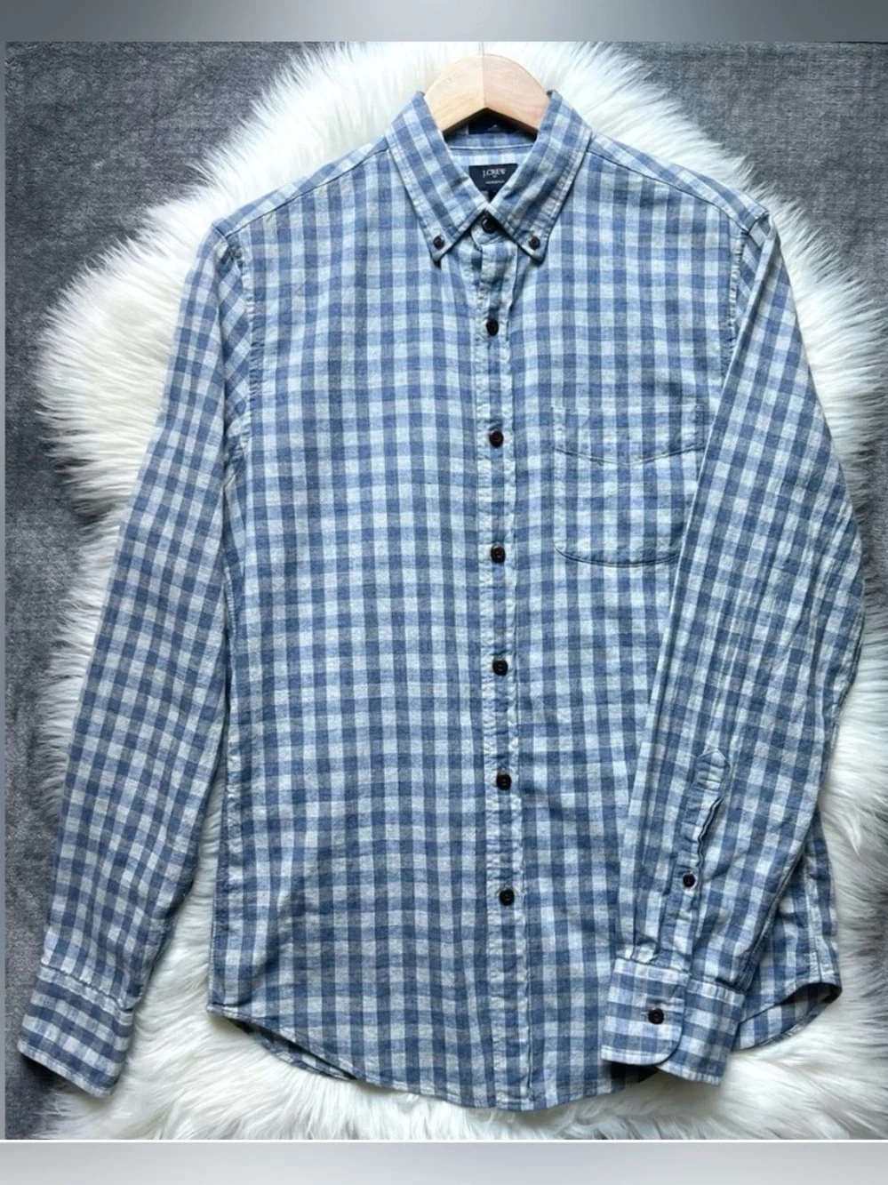 J. Crew Men’s Blue and White Gingham Button-Down Shirt Sz S Homespun 100% Cotton